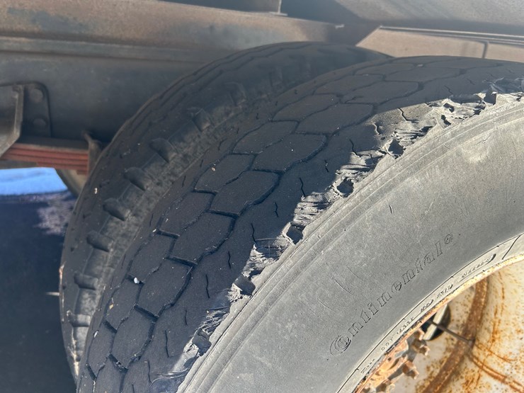 2013-international-durastar-4300-image-51