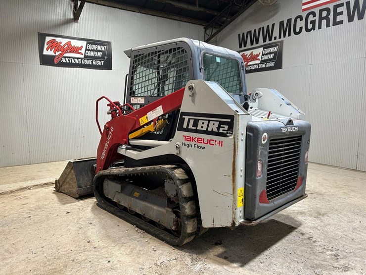 2022-takeuchi-tl8r2-image-2