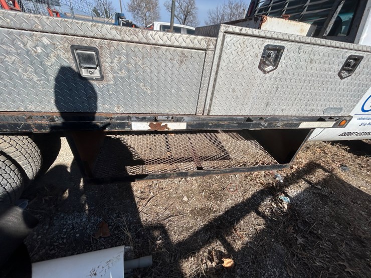 2000-ford-f450-image-32