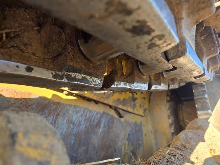 2002-caterpillar-d6r-image-65