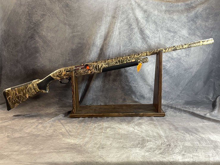 #2327-•-hatfield-gun-co.-12-ga.-semi-auto-shotgun,-sn:-12a23-001696-image-1