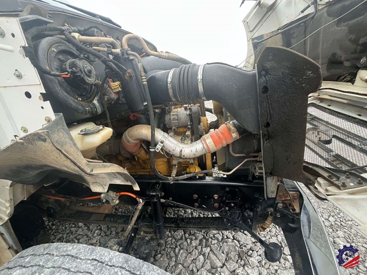 2004-ford-f650-image-45