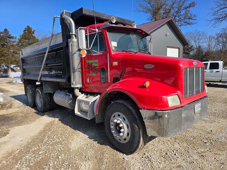 1999-peterbilt-330-image-14