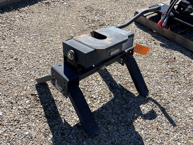 #3283-•-hitch-image-2