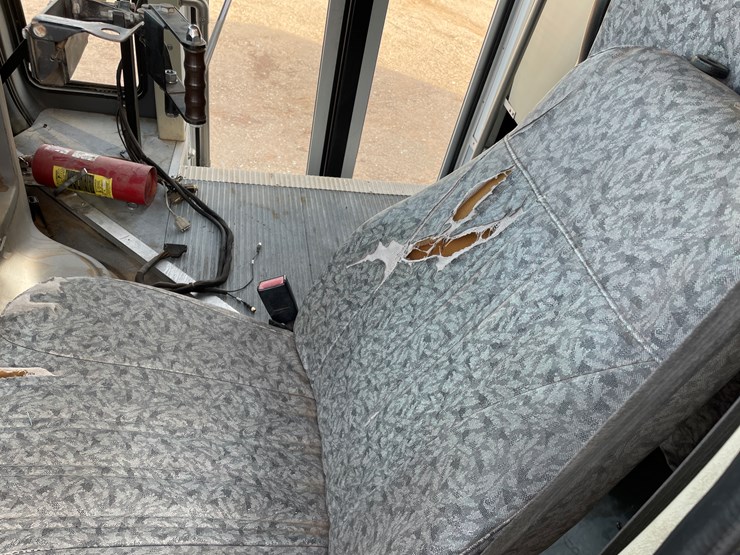 2009-ford-e350-image-9