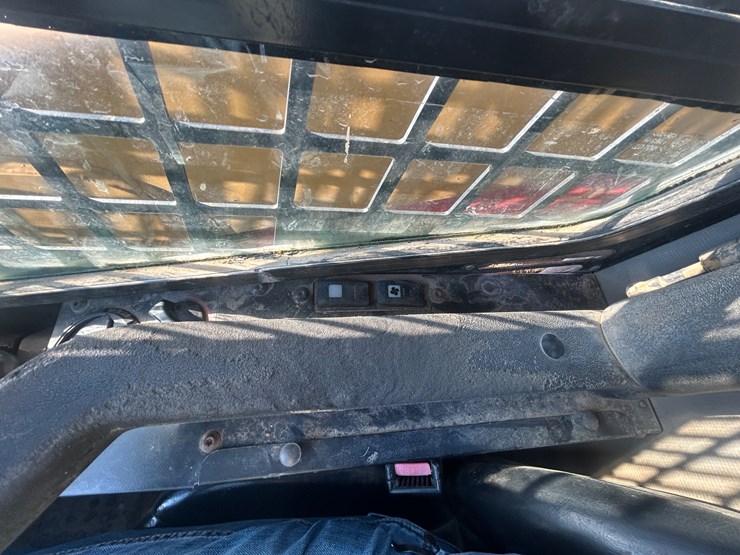 2003-caterpillar-236-image-33