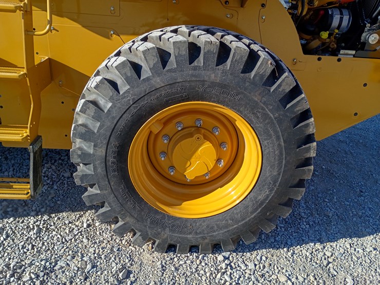 2023-caterpillar-910-image-85