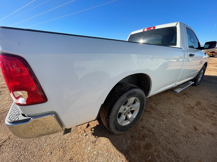 2016-dodge-1500-image-74
