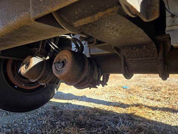 2000-reitnouer-flatbed-image-52