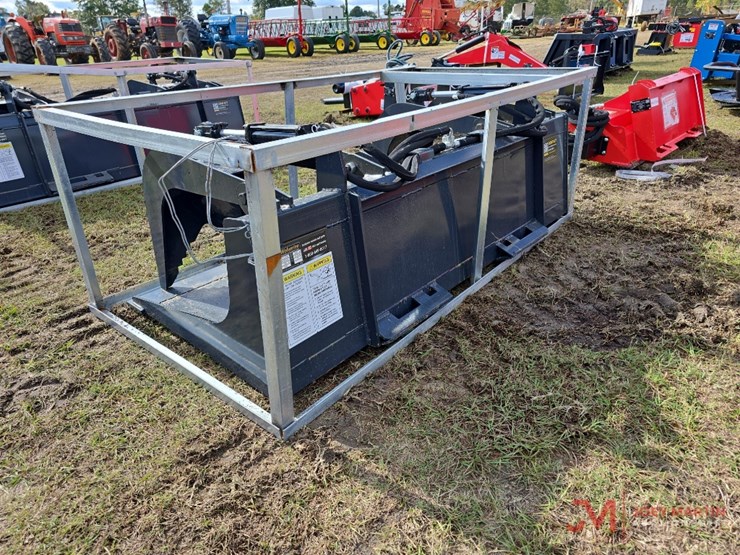 new-wolverine-gb-11-72w-skid-steer-grapple-bucket-image-3