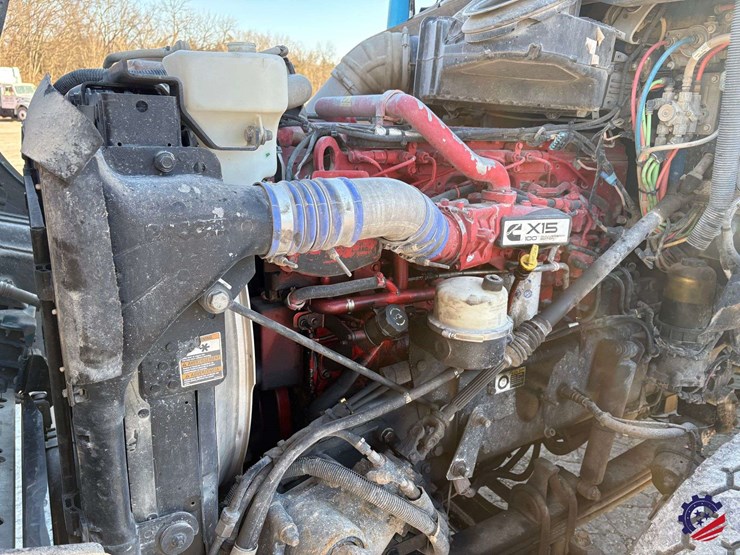 2020-kenworth-t880-image-34