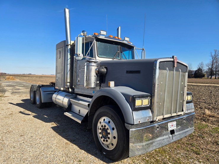 1986-kenworth-w900b-image-29