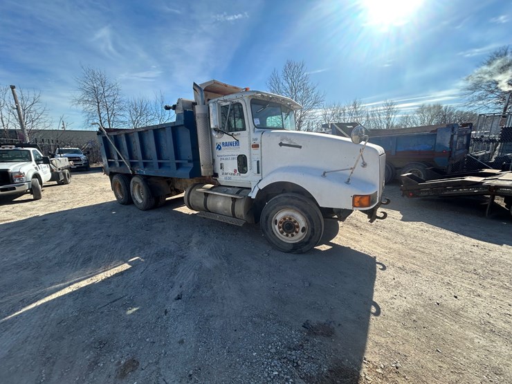 1994-international-9400-image-40