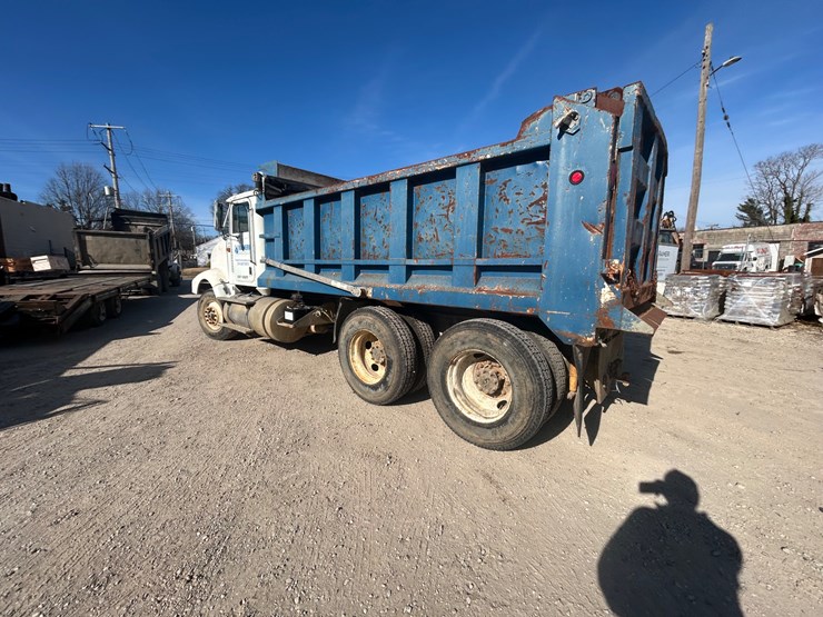 1994-international-9400-image-24