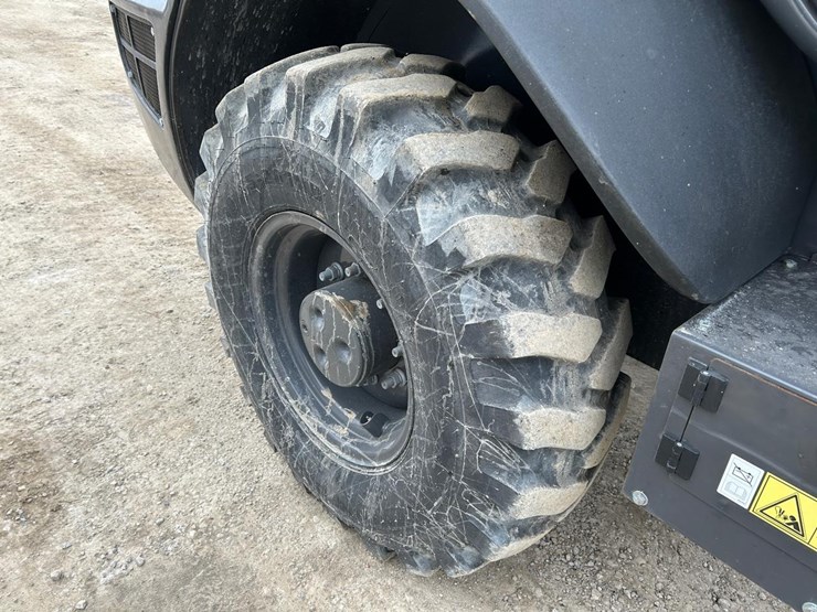 2023-case-321f-image-13