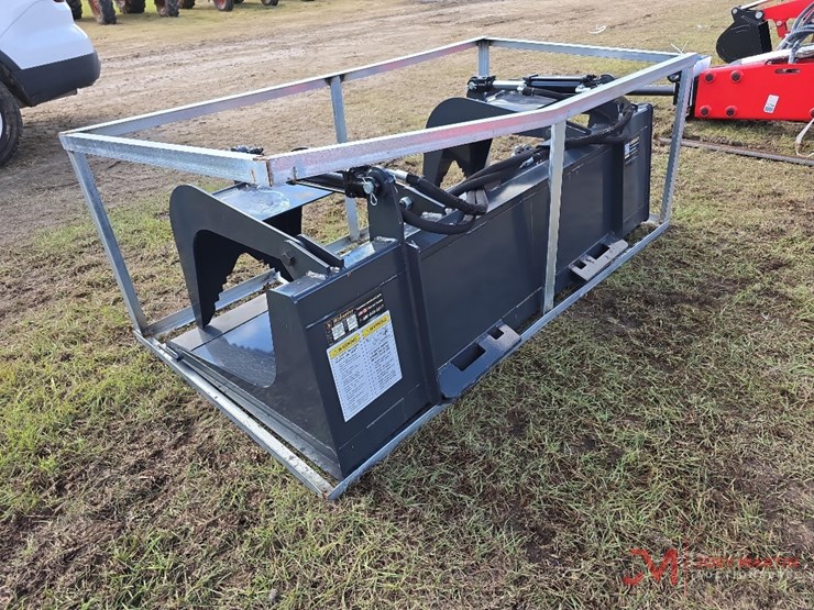 new-wolverine-gb-11-72w-skid-steer-grapple-bucket-image-3