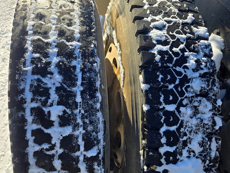 1996-peterbilt-385-image-72