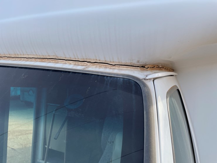 2009-ford-e350-image-34