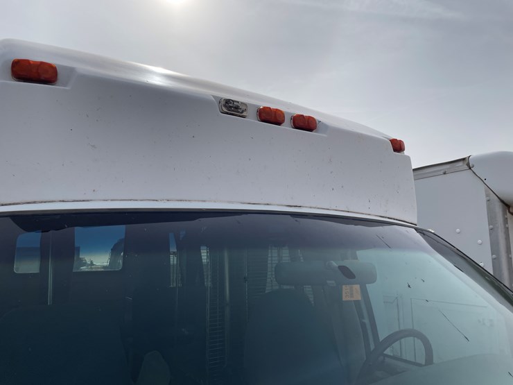 1998-ford-e350-image-32