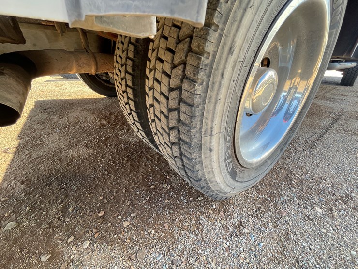 2013-ford-f450-image-131