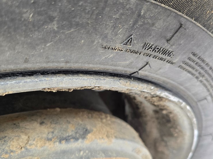 2012-caterpillar-660-image-70