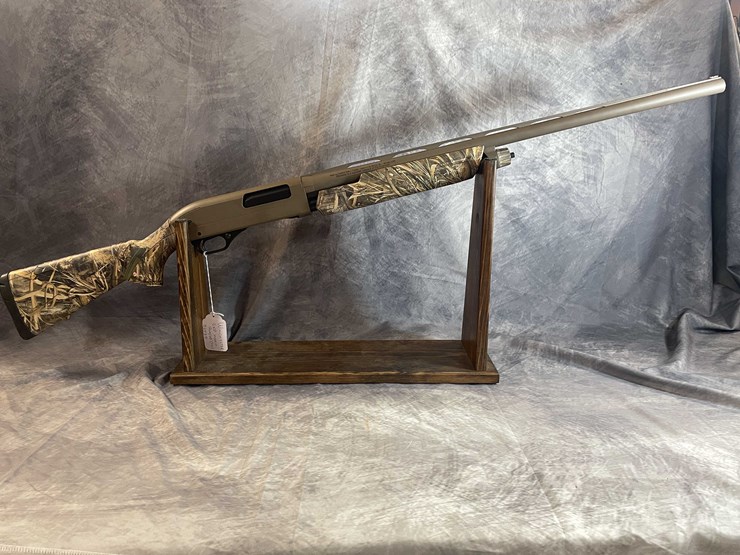 #2326-•-winchester-sxp-12-ga.-pump-action-shotgun,-sn:-12azp21129-image-1