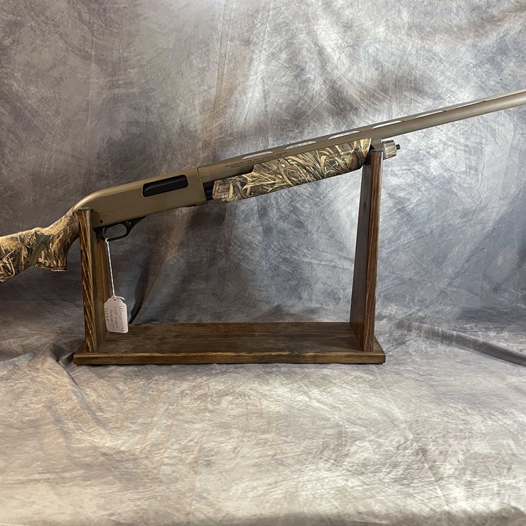 #2326 • Winchester SXP 12 Ga. Pump Action Shotgun, SN: 12AZP21129