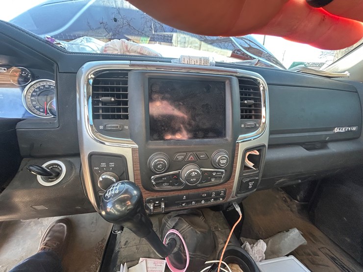 2018-dodge-3500-image-65