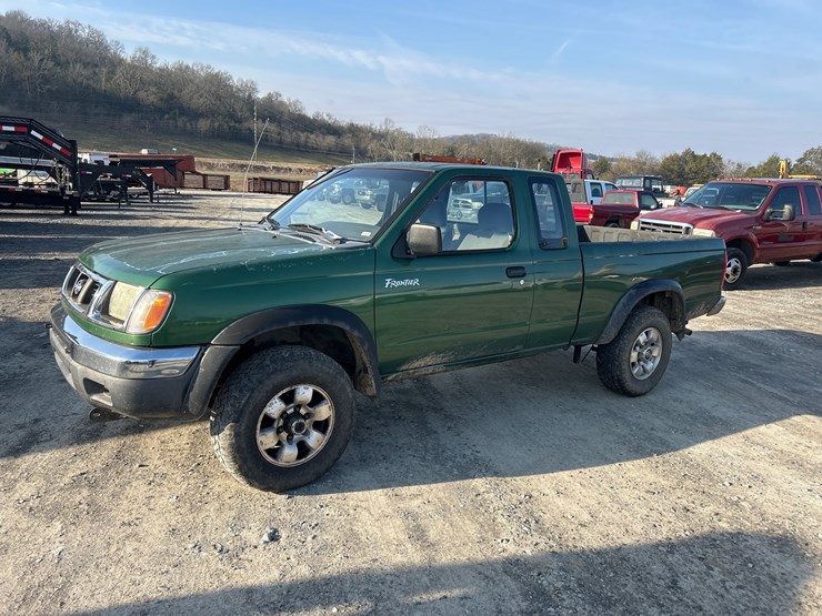 1998-nissan-frontier-image-1