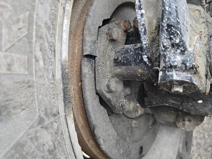 2020-peterbilt-567-image-90