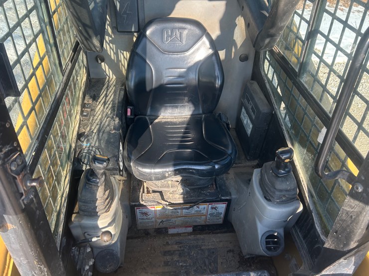 2003-caterpillar-236-image-28