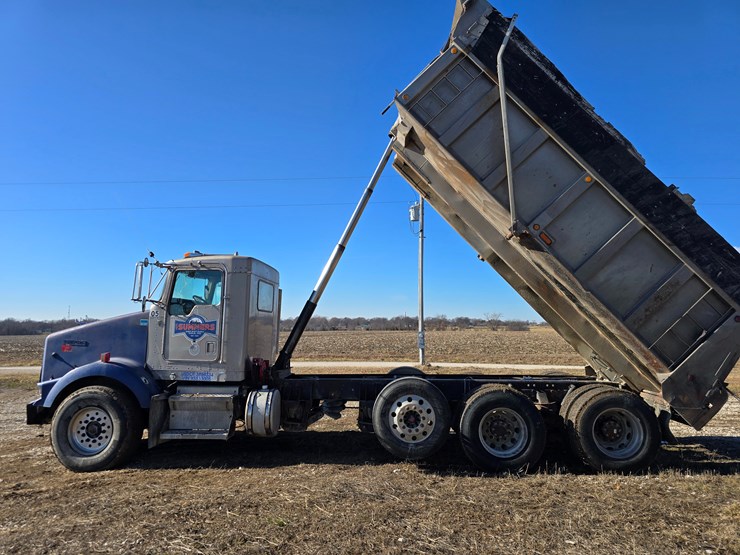 1999-kenworth-t800-image-39