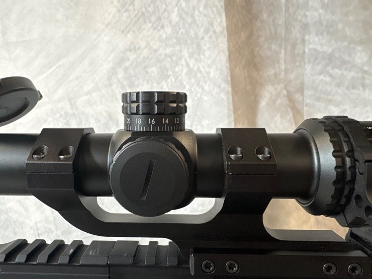 #2759-•-diamondback-db15-556-nato-semi-auto-rifle-,-sn:-db2645013-image-17