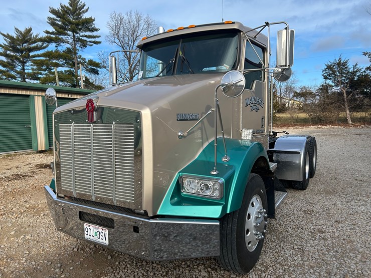 2001-kenworth-t800-image-1