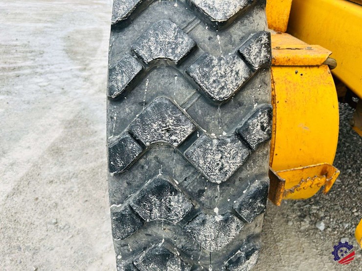 2003-volvo-g710b-image-20