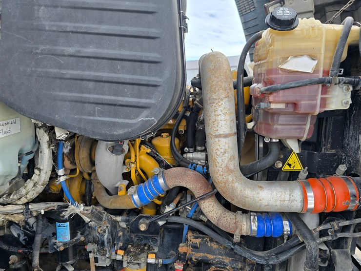 2012-caterpillar-660-image-88