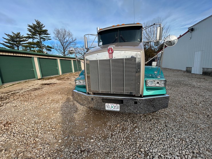 2001-kenworth-t800-image-42