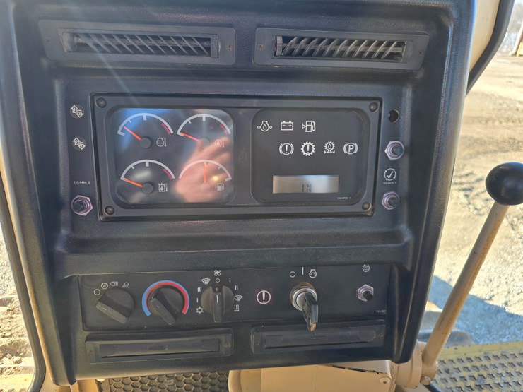 1999-caterpillar-d6r-xl-image-101