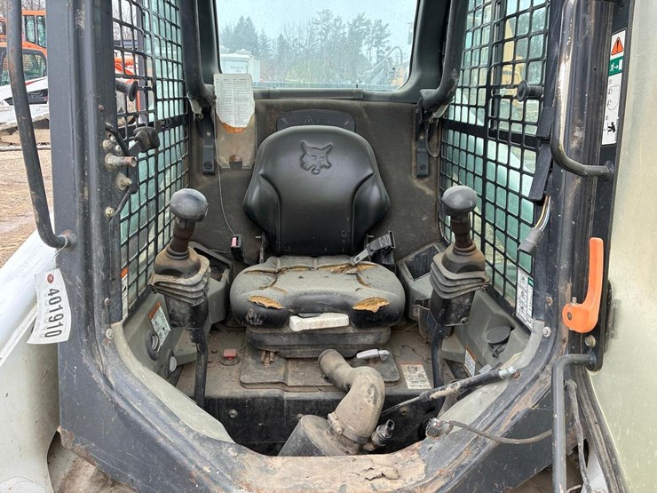 bobcat-t630-image-19