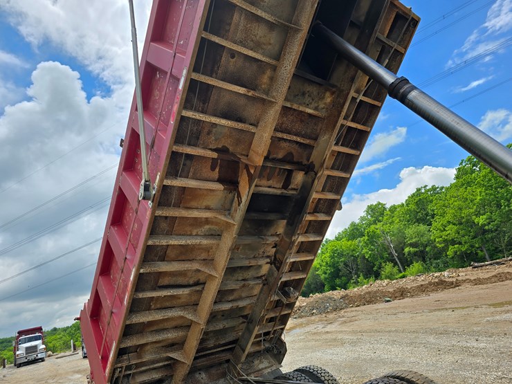 1994-mack-ch613-image-89