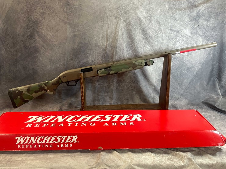 #2721-•-winchester-sxp-12-ga.-pump-action-shotgun,-sn:-tr6024-0011-image-1