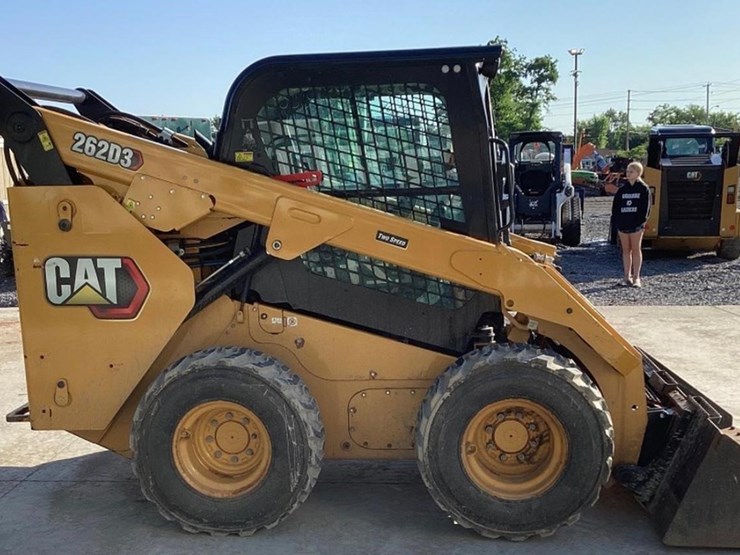 2022-caterpillar-262d3-image-1