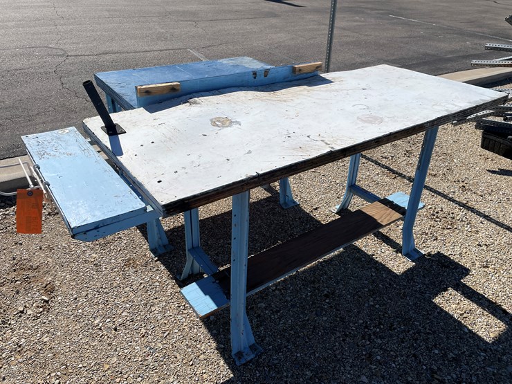#3138-•-work-tables-image-30