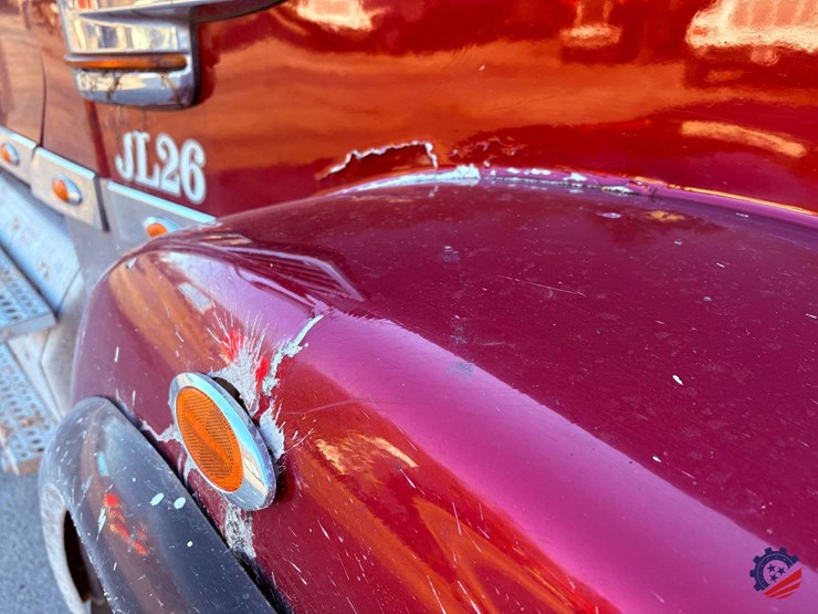 2018-freightliner-sd122-tri-axle-dump-truck-image-20