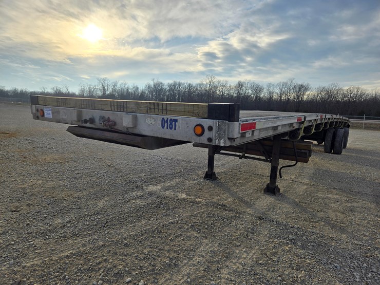 1998-reitnouer-flatbed-image-1
