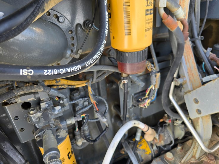 2003-challenger-mt855-image-83