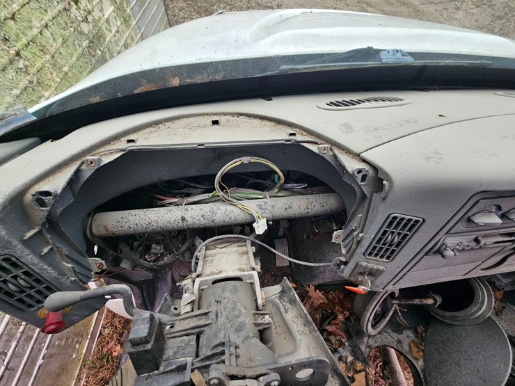 2004-international-durastar-4300-image-23