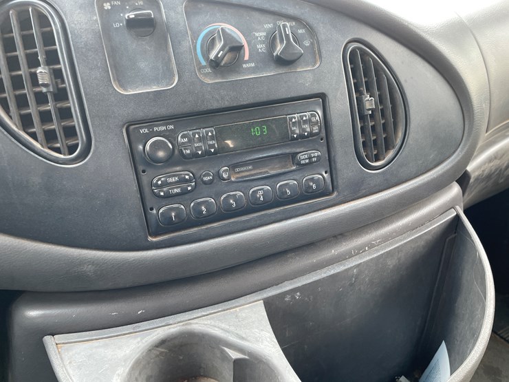 1998-ford-e350-image-12