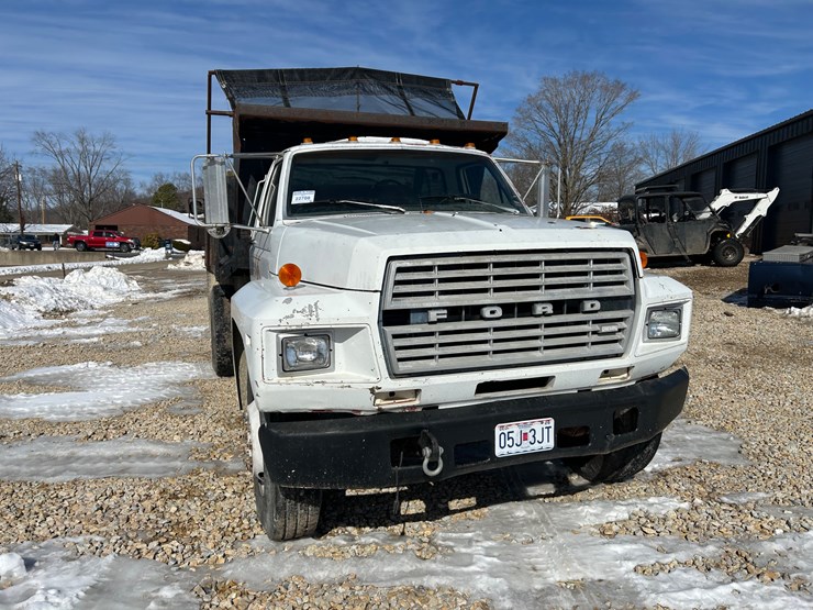 1984-ford-f700-image-22