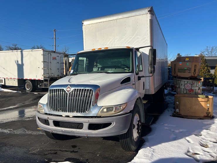 2013-international-durastar-4300-image-23